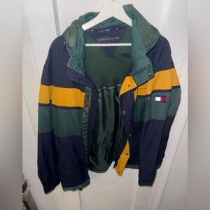 Tommy Hilfiger Men's Navy and Green Windbreaker